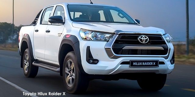 TOYOTA HILUX BEV 4X4 A/T P/U D/C - 19 