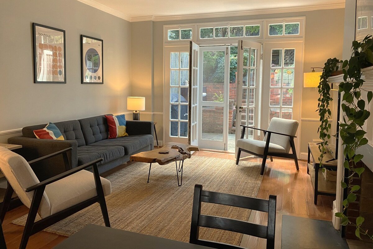 Georgetown Awesome Townhome 3BR 3.5BA gallery image 3