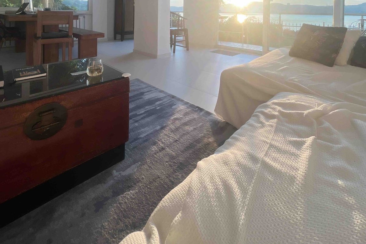 AMAZING APARTMENT 🧿 with stunning Bospurus views gallery image 3