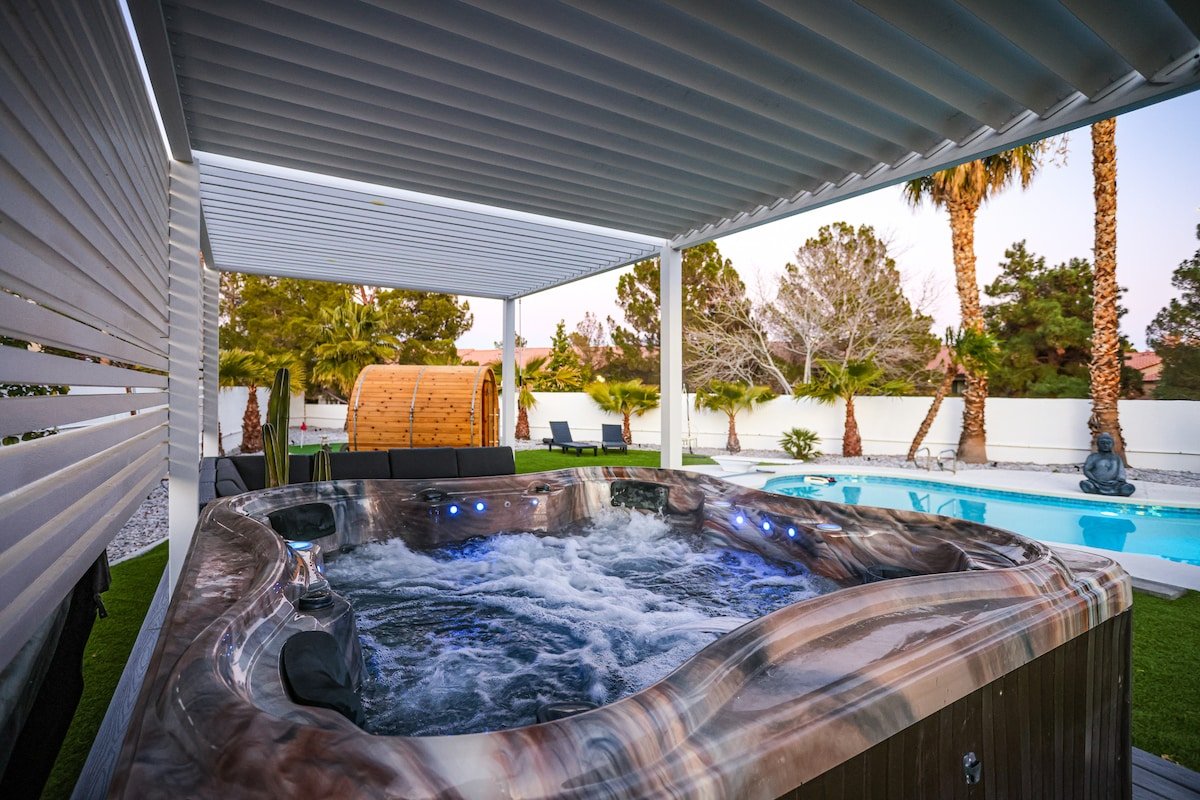 Villa,Pool,Sauna,Hottub,Gameroom,Mini-golf gallery image 5