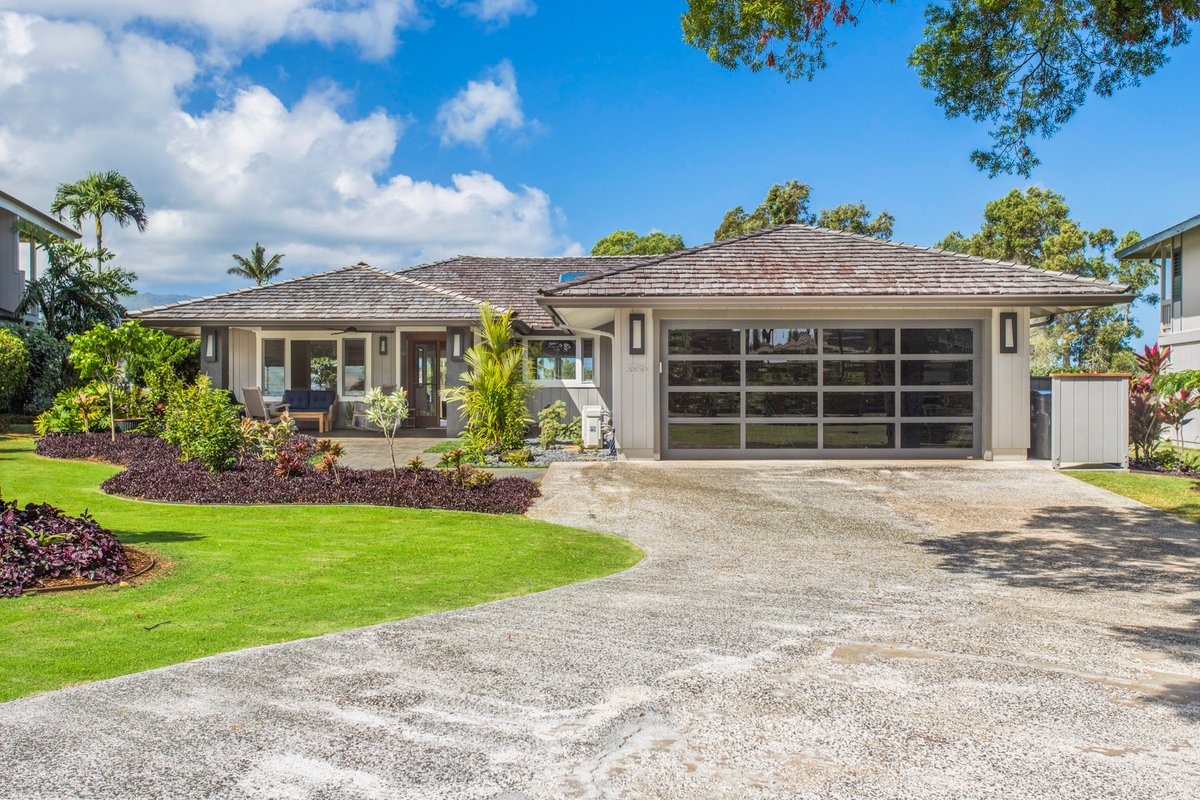 Executive 3bd Home – Ocean views – cold A/C