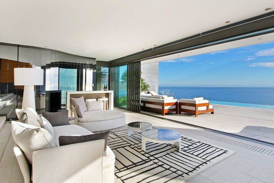 Photo 6 of The Pentagon accommodation in Clifton, Cape Town with 5 bedrooms and 5.5 bathrooms