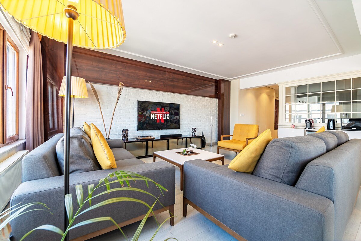 Spacious Apartment Cihangir Taksim Istanbul gallery image 2