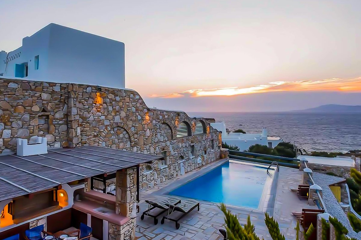 Villa Omnia, by Mykonos Rocky Villas