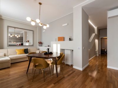 7° Floor Luxury Apartment Duomo View – 5 Guests