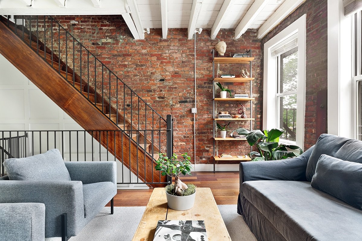 Beautiful Williamsburg Townhouse 4 bed / 2.5 bath gallery image 2