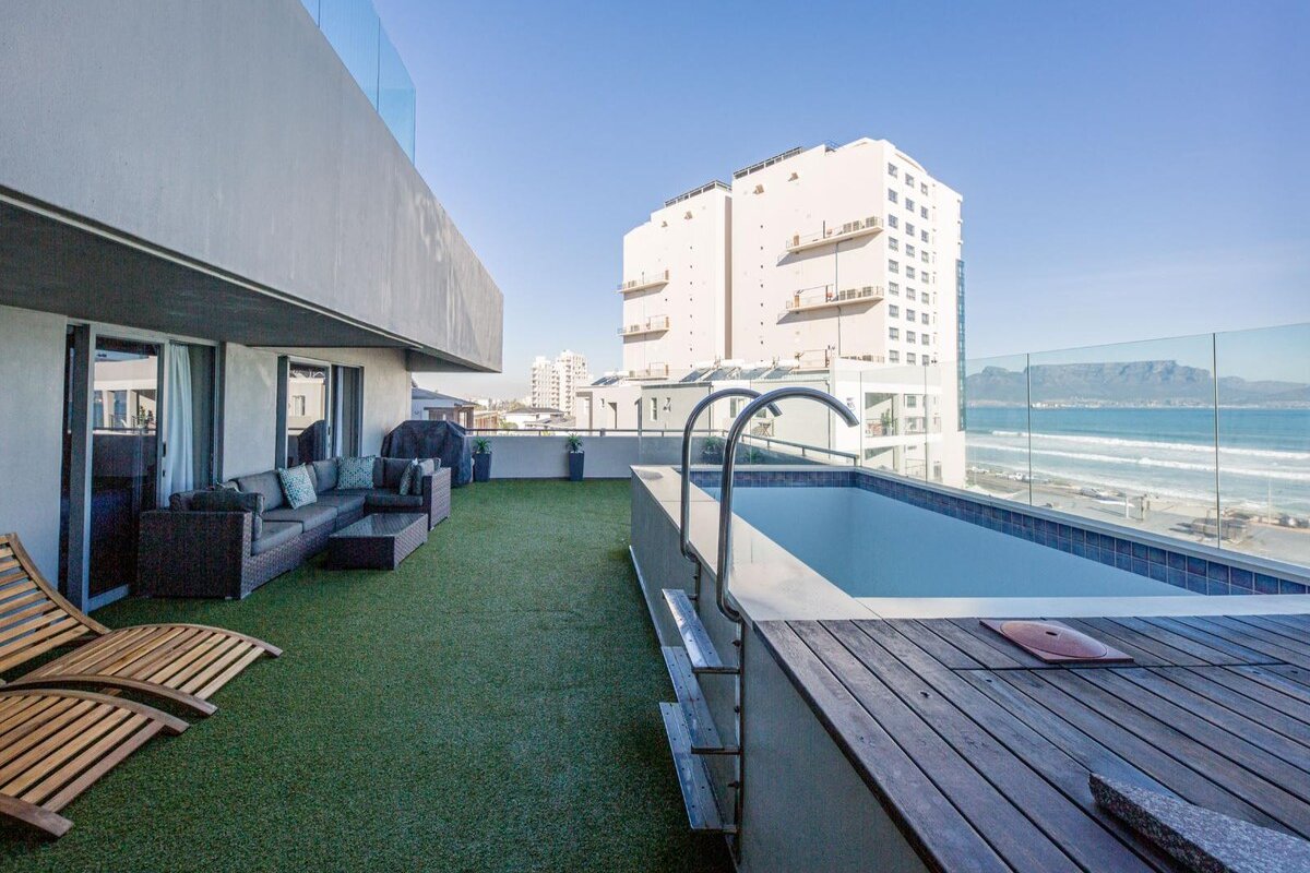 3 Bdrm Deluxe with balcony & splash pool gallery image 5