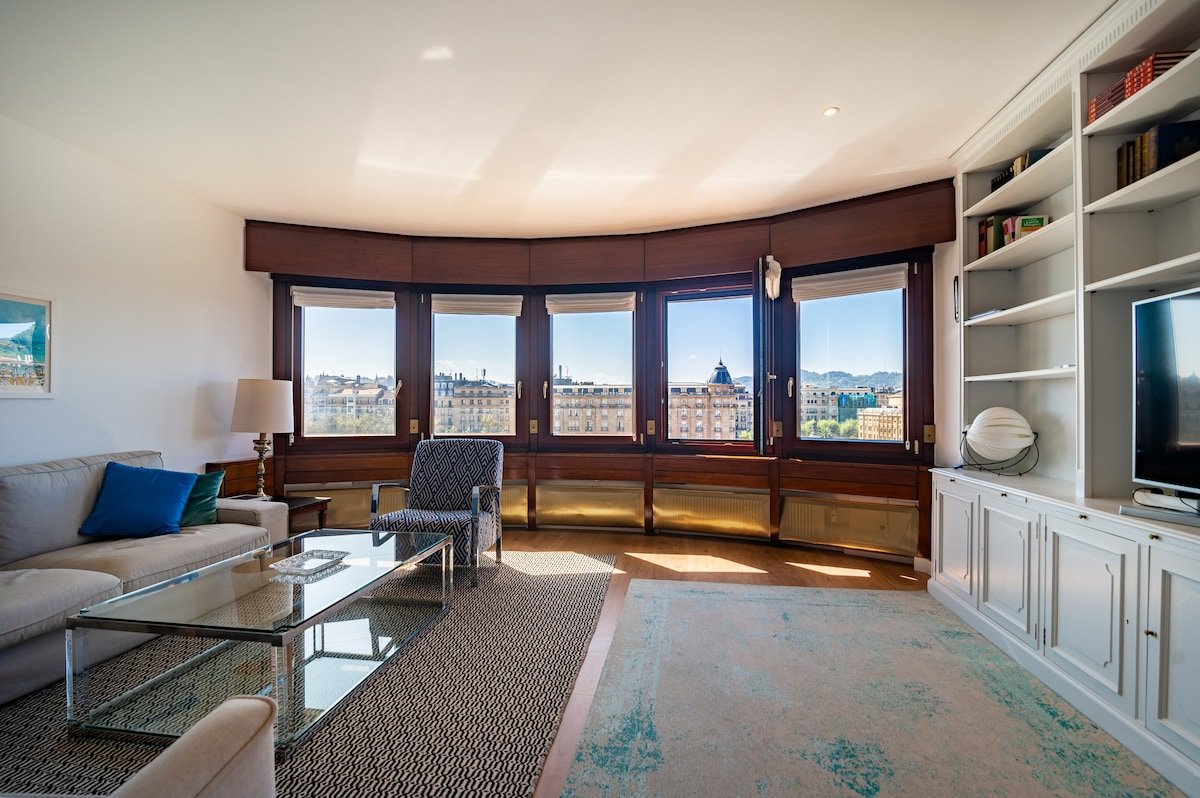 Urumea Bellevue, great views License ESS01550 gallery image 3