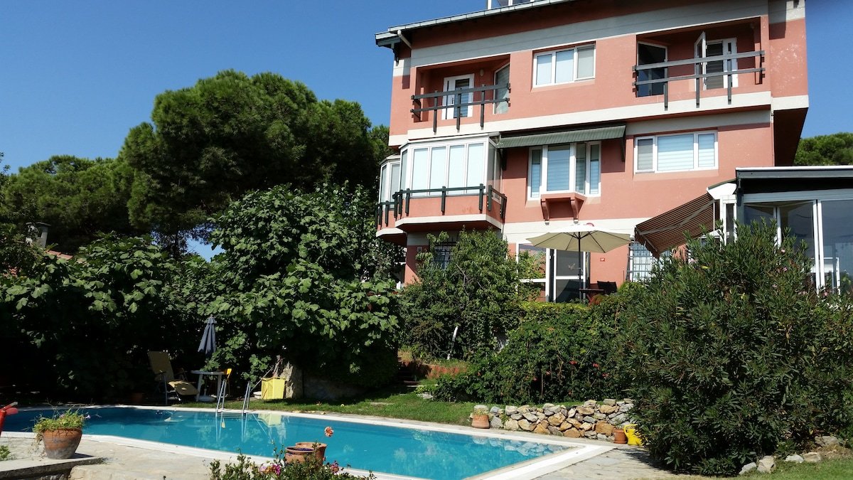 LuX Villa PrV DragosPark Garden Pool Pine Sea Sun gallery image 4