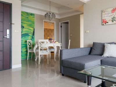 台北車站大三房豪華家庭屋