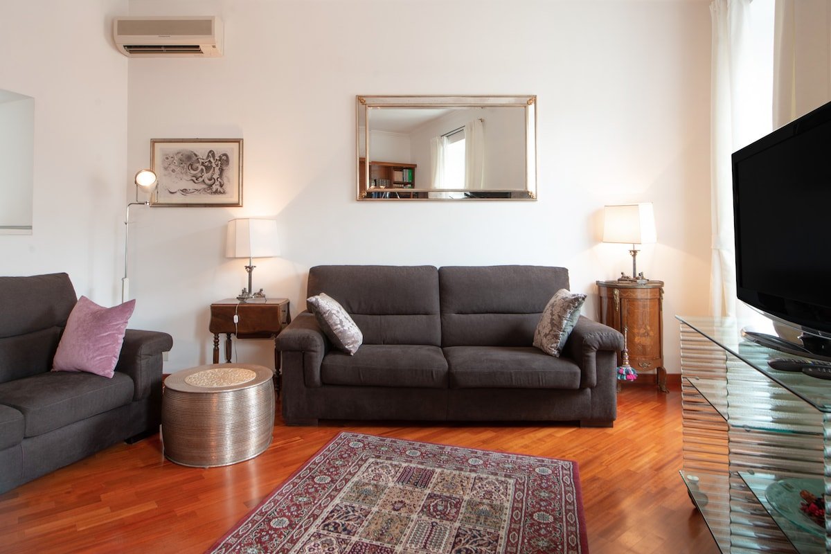 Vatican Little Dome for your dream in Rome gallery image 3