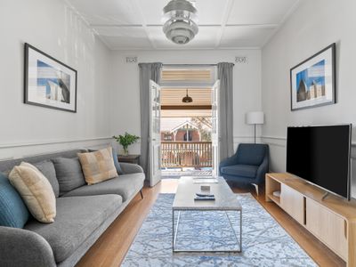 Stunning Harbourview Apartment & Terrace