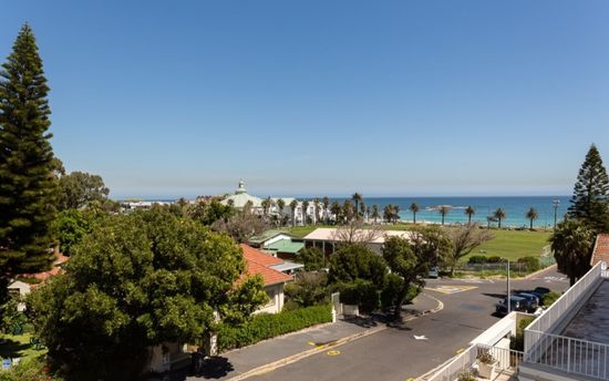 Cloud House Photo 12