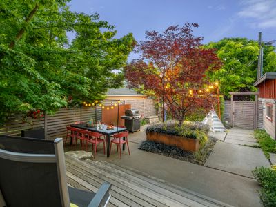 $2m Luxury Green Lake Home ~Walk 2 Lake~A/C~Garage