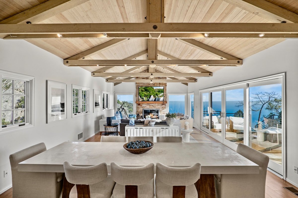 Malibu Cloud Mansion – Ocean Views, 2+ Acres gallery image 2