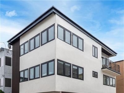 Beautiful Manhattan Beach House