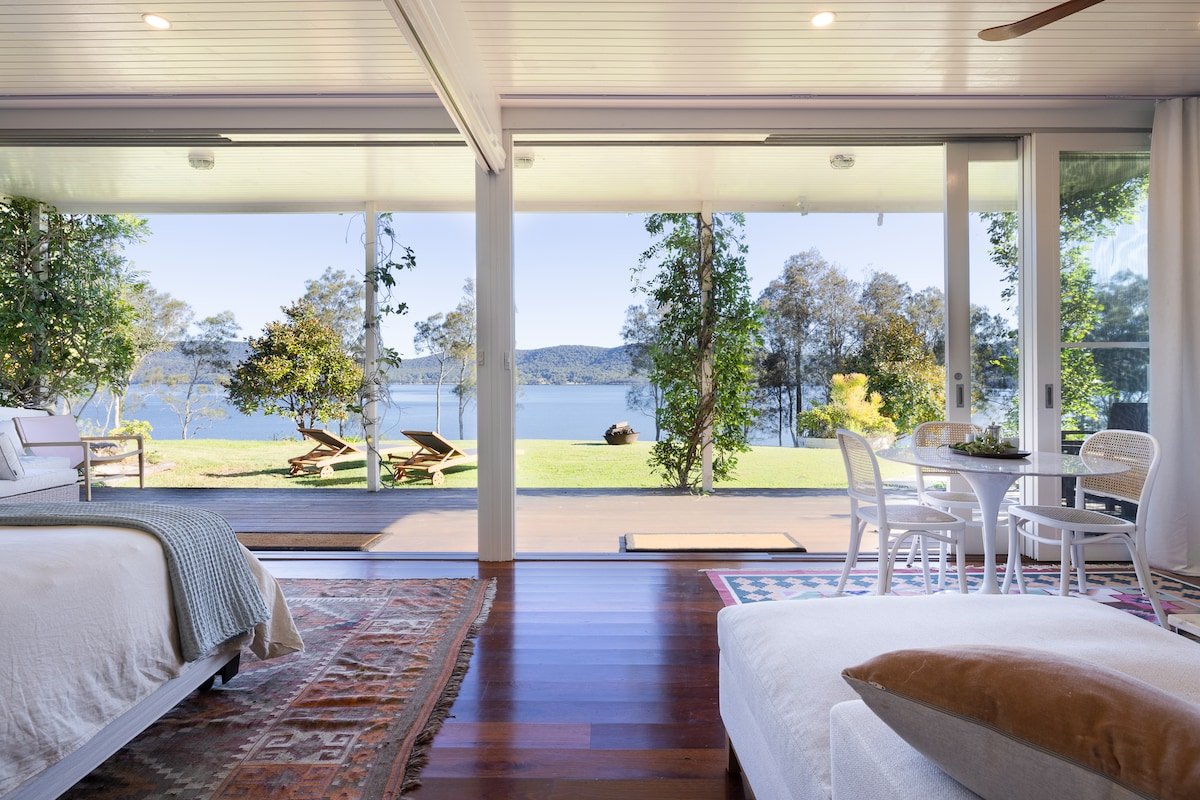 Whole Lakefront Farm+Tents The Moorings Lakehouse gallery image 3