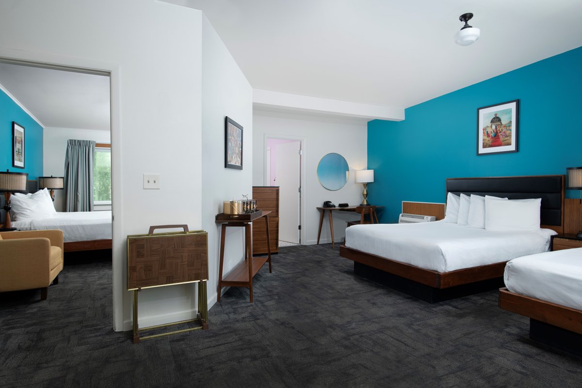 Stay at a 1950s Classic Motel in Bozeman