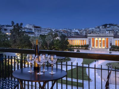 A Truly Wow Experience for Every Guest.