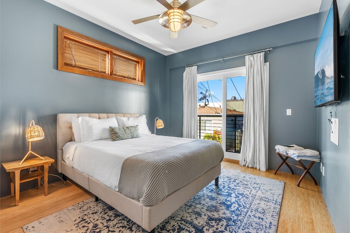 Vibrant SoCal Escape Near Venice Beach gallery image 5