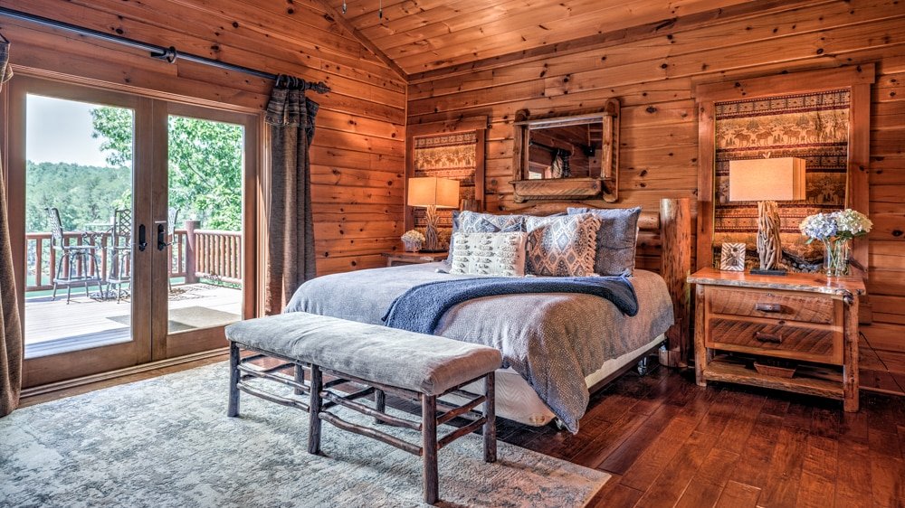 Eagles Landing- Lake Front Home, 2 Story Dock gallery image 3