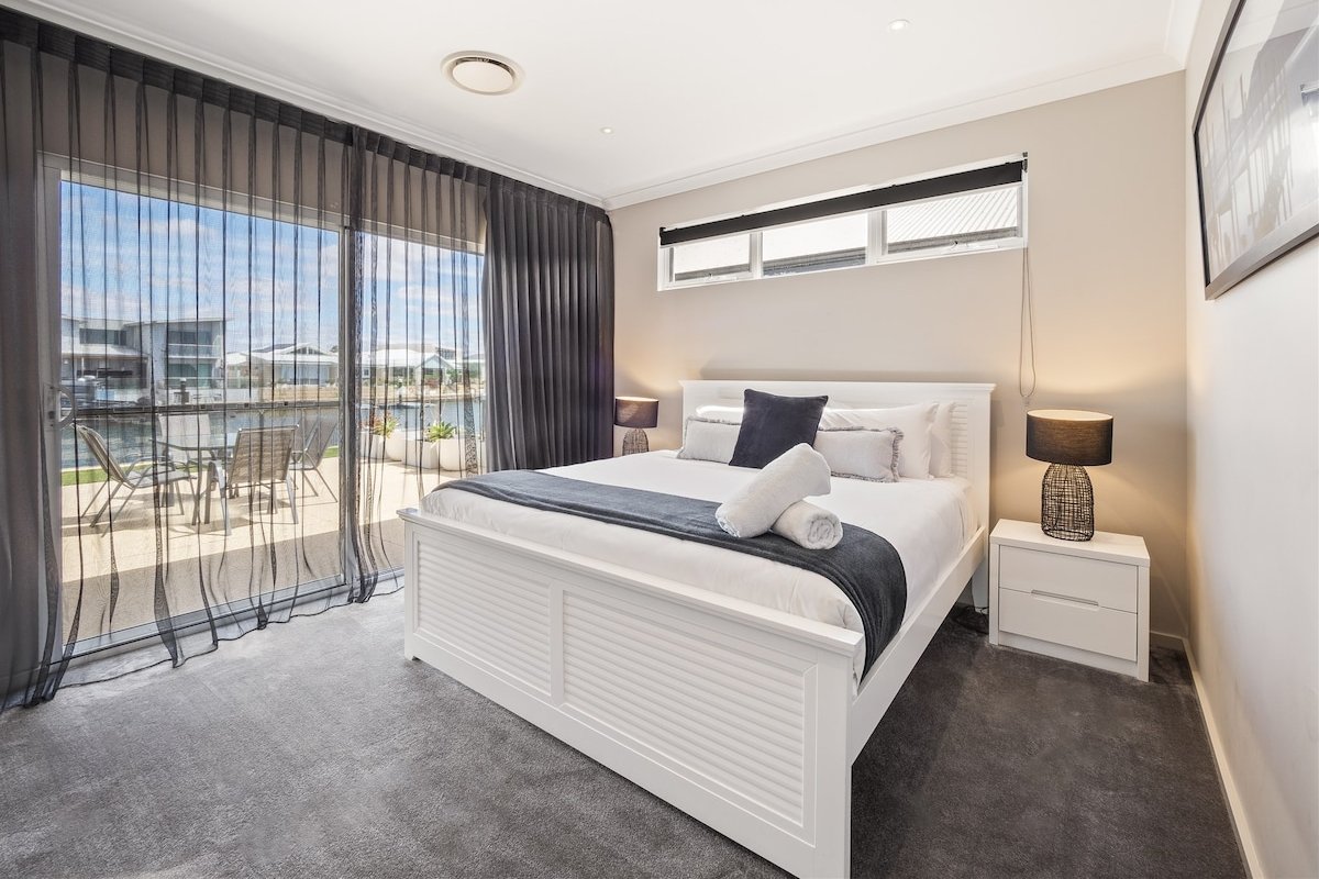 Pontoon Paradise—Waterfront Serenity in Geographe gallery image 4