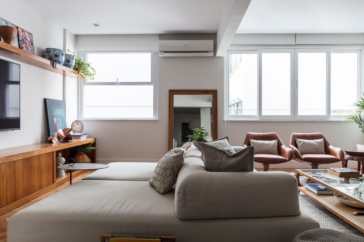 Leblon | Casual, Comfortable, 2 Min. from the Sea gallery image 4