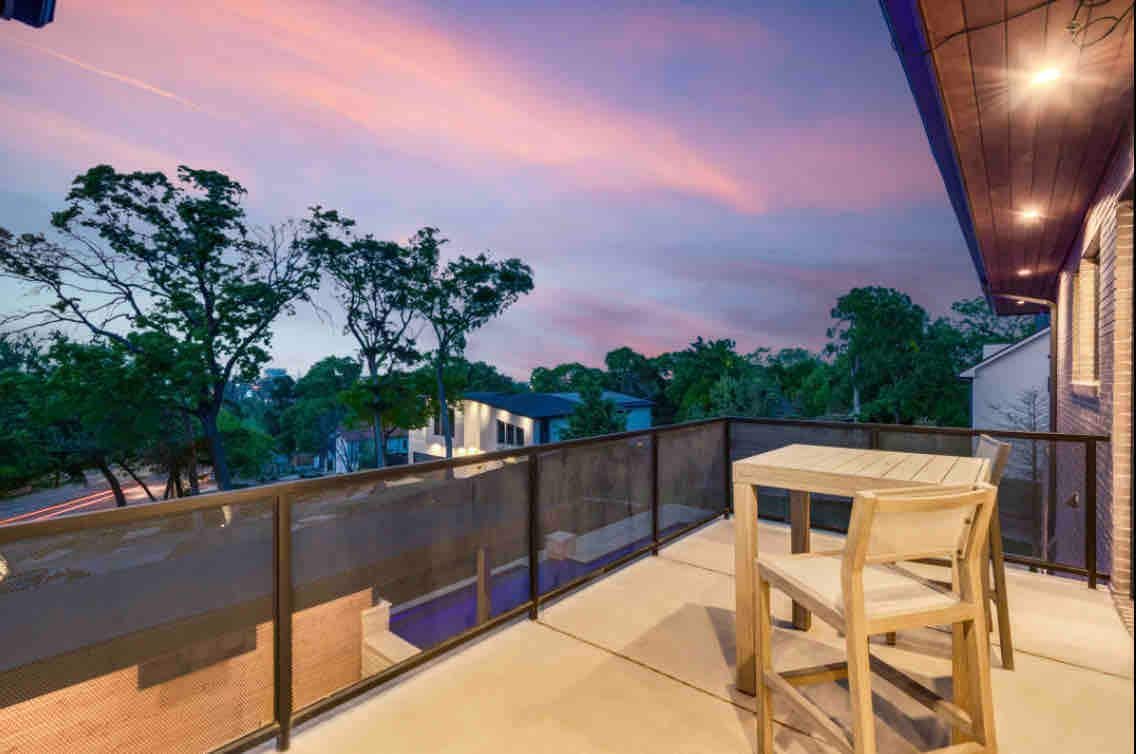 Modern escape w/ pool & hot tub gallery image 3