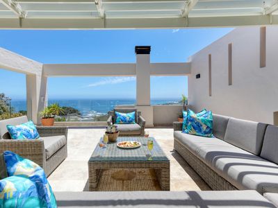 Bella Riposa – Camps Bay Fam Villa, Pool, Hot Tub
