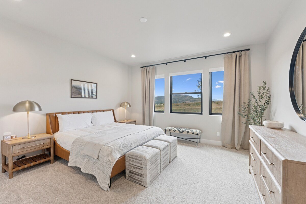 Deer Valley Luxury Retreat | Sleeps 19 gallery image 5