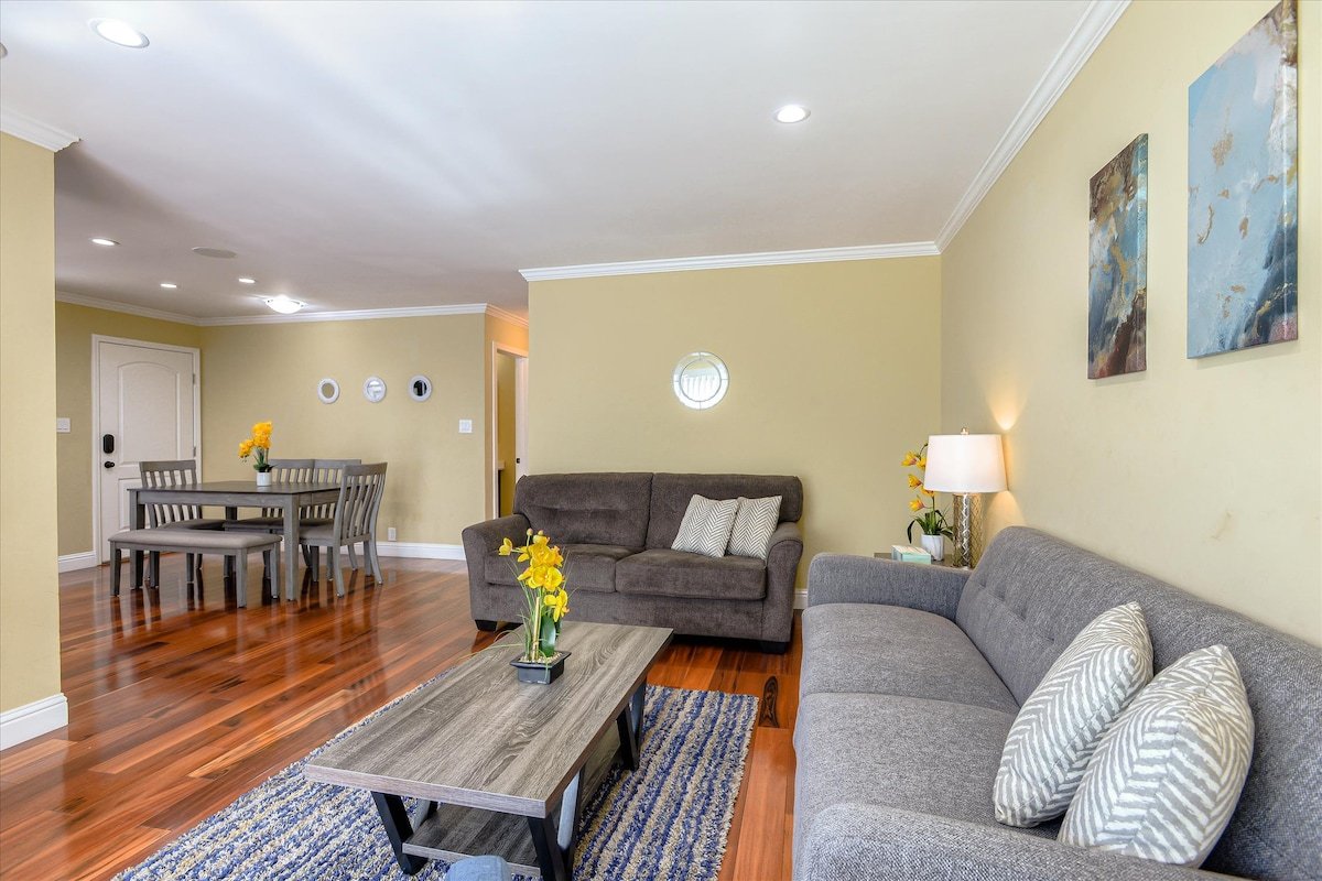 1) Entire House/ADU near Downtown Mountain View gallery image 5