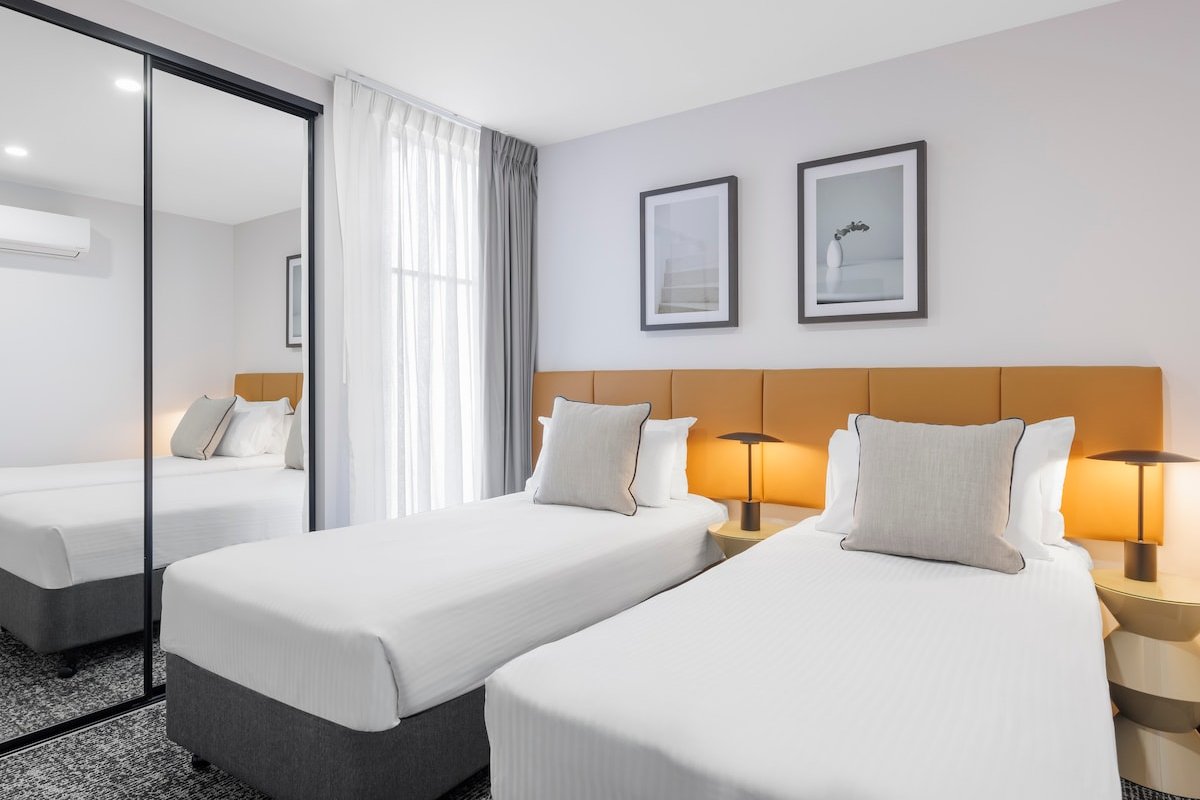 Family Friendly, 2 Bedroom, 2 Bathroom Apartment gallery image 4