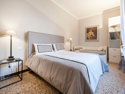 Authentic TrastevereApartment sleeps 6 2 bathroom