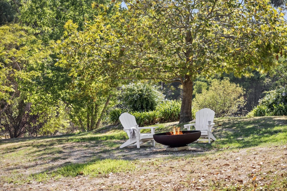 Wisteria Vines Estate—Rustic Elegance by the Coast gallery image 5