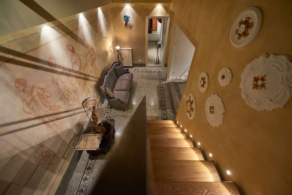 Art Suite Pandolfini gallery image 2