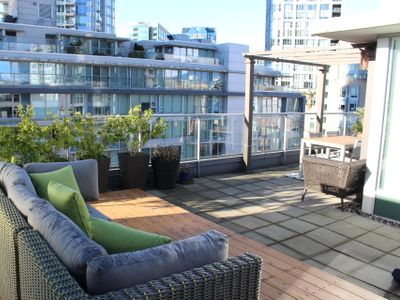 Downtown Penthouse-Loft-Private Rooftop Patio