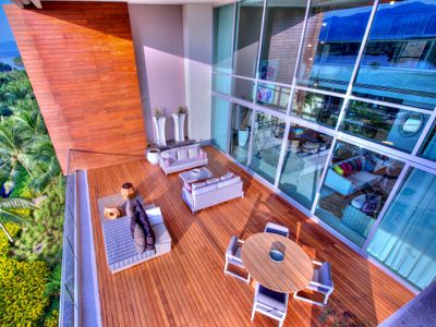 Grand Luxxe Residence Three Bedroom Loft – NVL