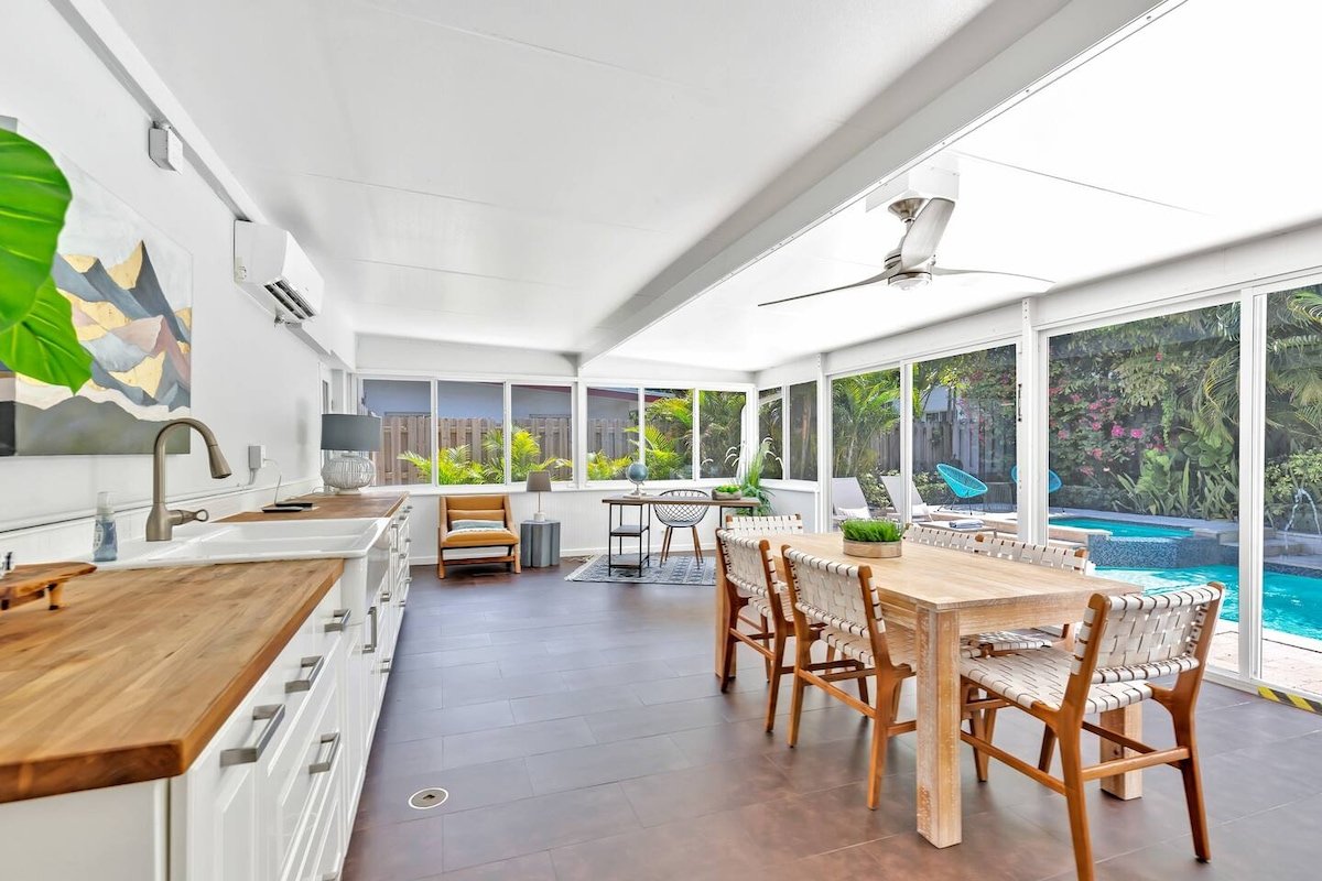 Heated Pool HotTub Managed by BNR Vacation Rentals gallery image 5