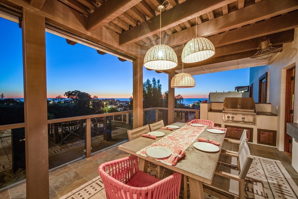 Luxury Ocean-View Retreat in La Jolla gallery image 3