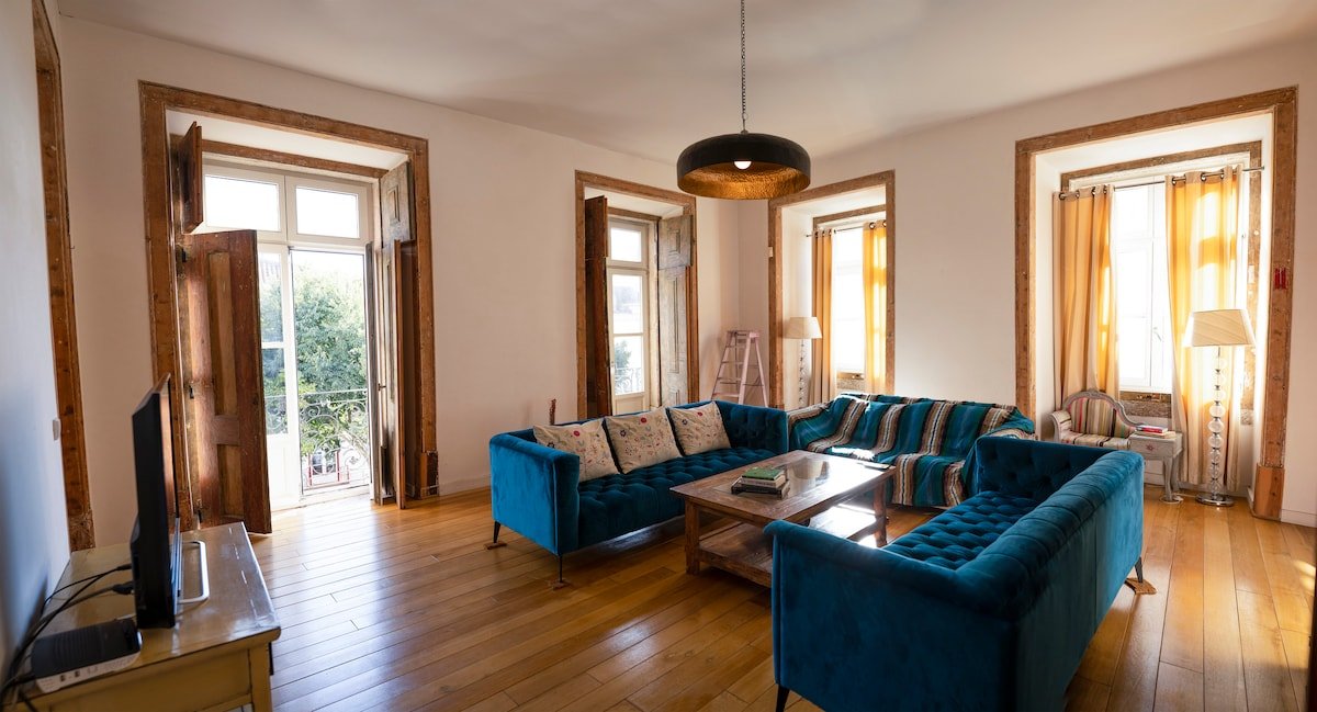 Alfama Chic 2 gallery image 4