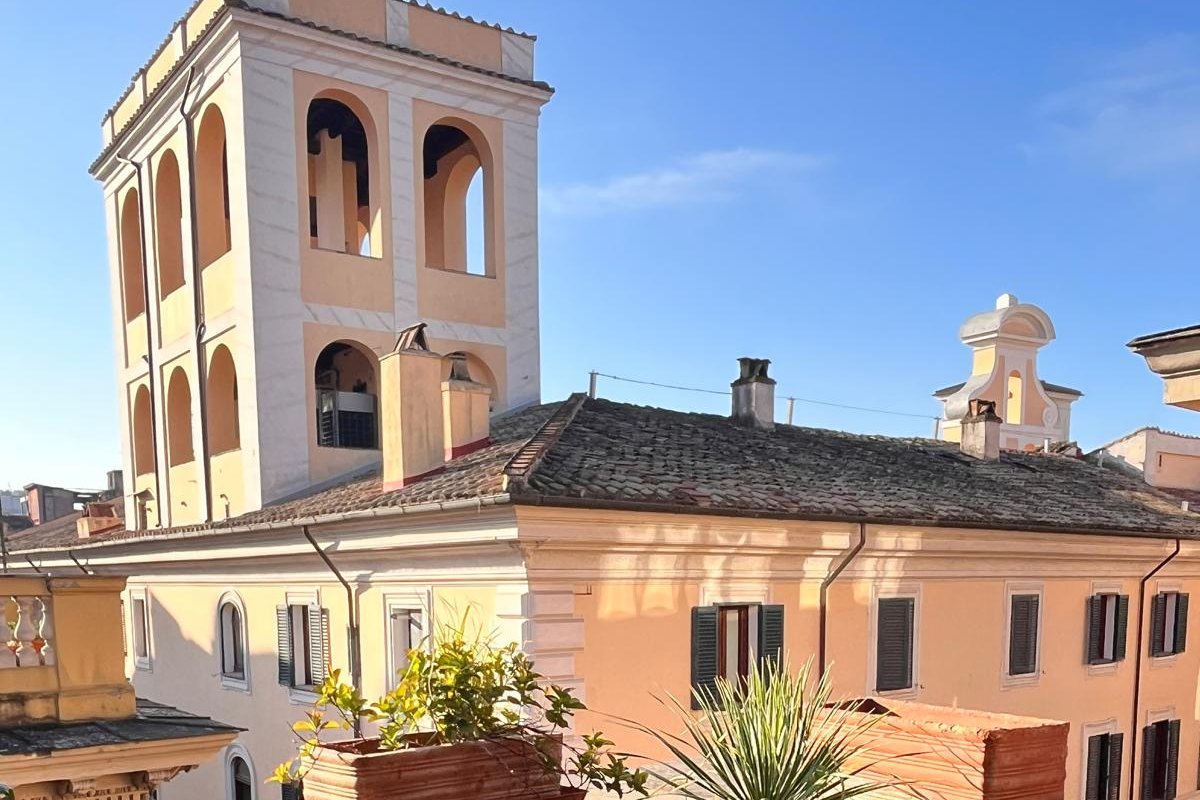 DIECI at Spanish Step – Belsiana Luxury Apartment gallery image 2