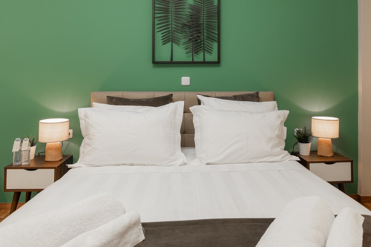 Monastiraki Urban Apartment, next to the Metro. gallery image 4