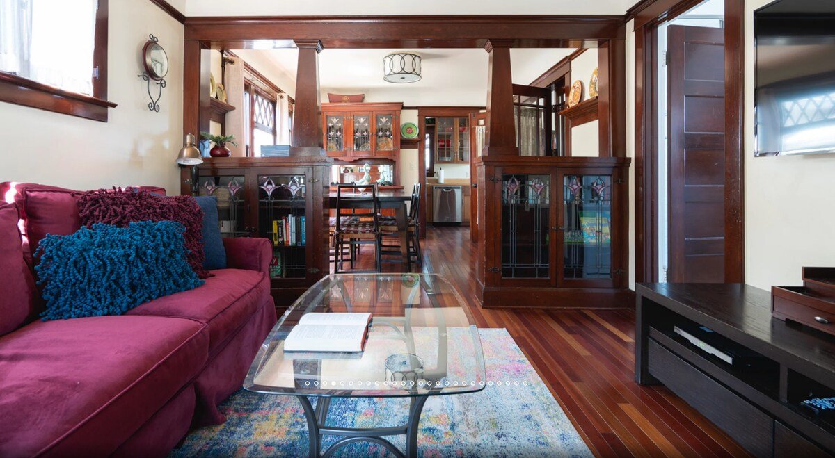 Block to the Beach – Amazing SantaMonica Craftsman gallery image 4