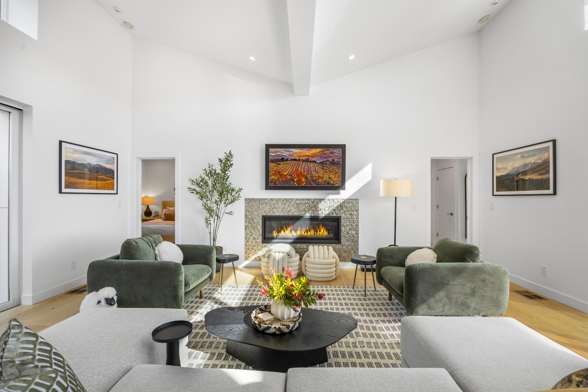 Sunset Ridge | Luxury Wine Country Retreat gallery image 3