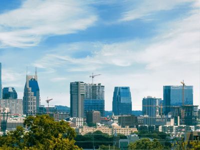 Two Downtown Homes 8 Bedrooms Incredible DT Views