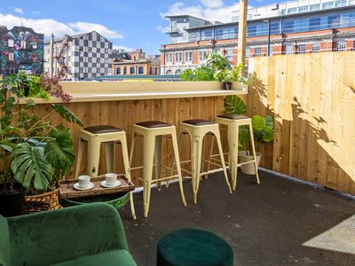 Iconic Townhouse. Fashionable Northern Quarter