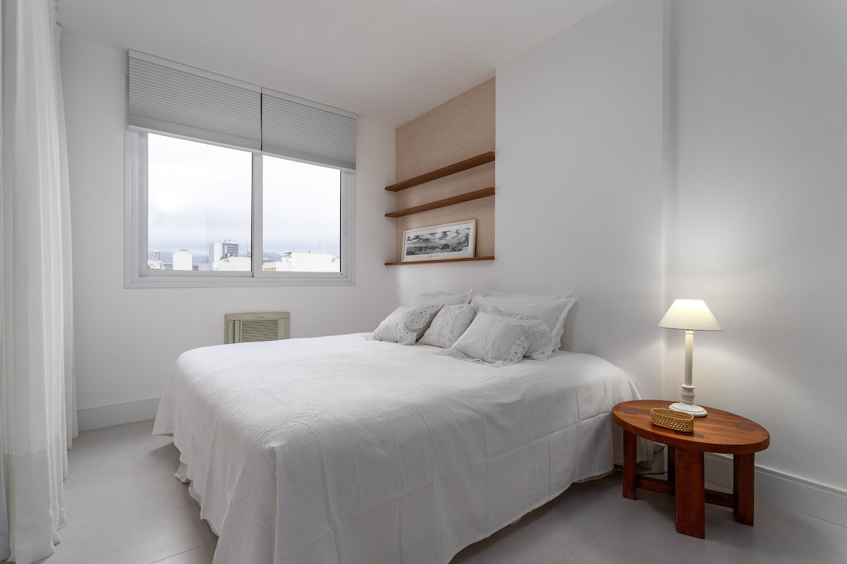 Vista para o Cristo, ao lado da praia T84 gallery image 5