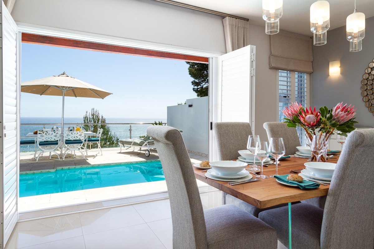 Luxury Home – Ocean, Sunset & Mountain Views gallery image 2