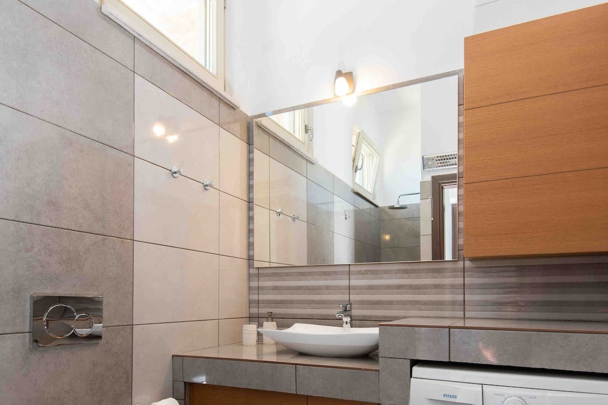 Executive villa with private pool Ostria, Filadaki gallery image 4