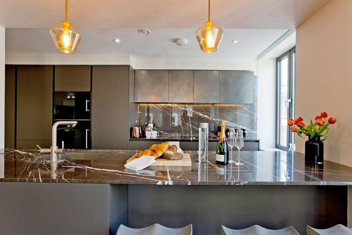 37GS Residences | 2bedroom Apt 312 near Piccadilly gallery image 4